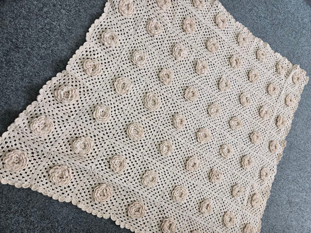 アンティーク アイリッシュクロッシェ 大判 レース編み 花モチーフ
