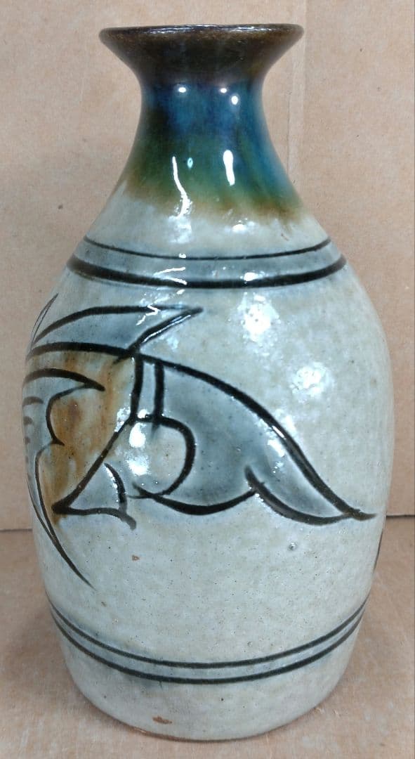 【本物保証】金城次郎 壷屋焼 徳利(魚紋) 共箱 栞 人間国宝 壺屋焼 美品