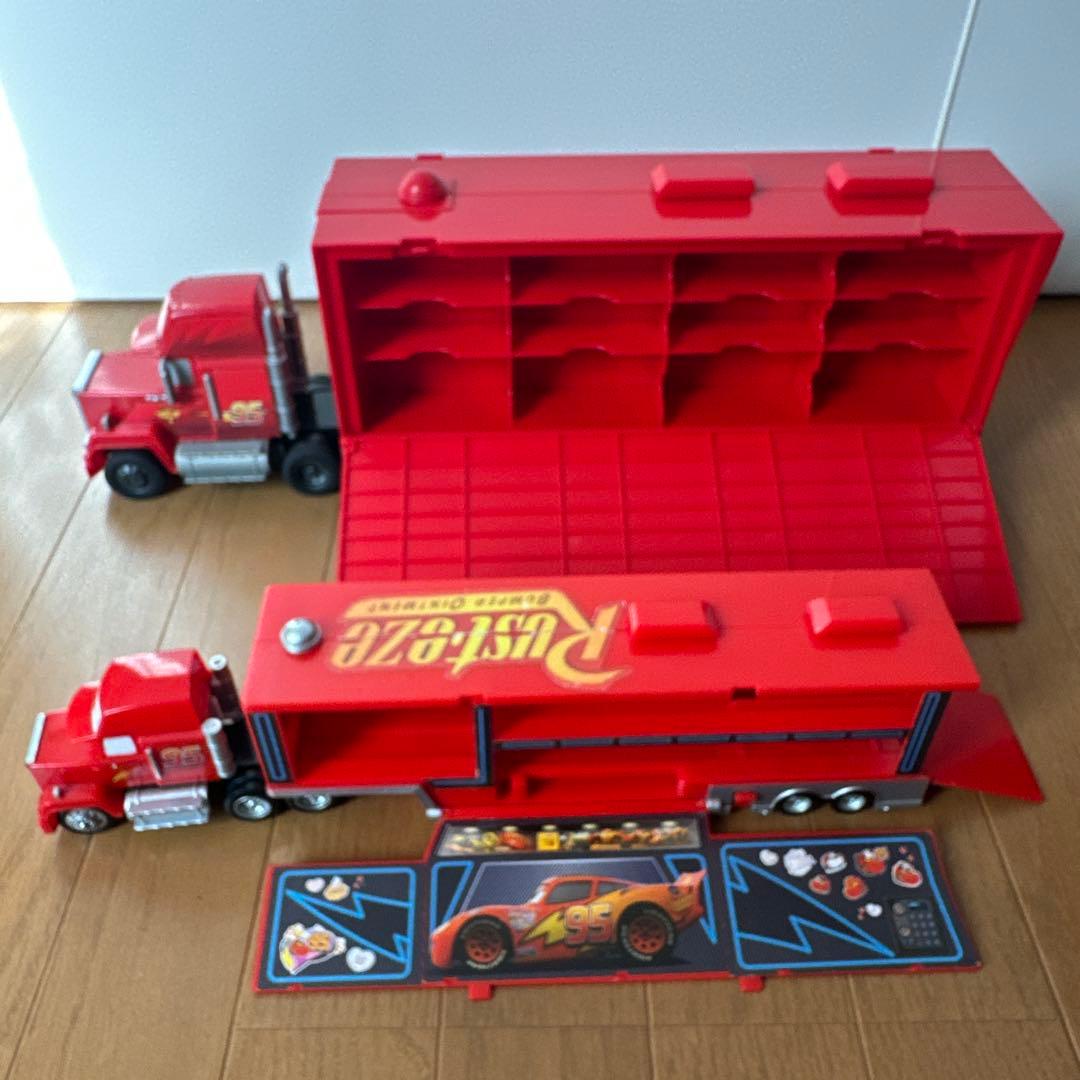 限定値下　廃盤レア希少　カーズ ディズニー トミカ 大きなマックトレーラー