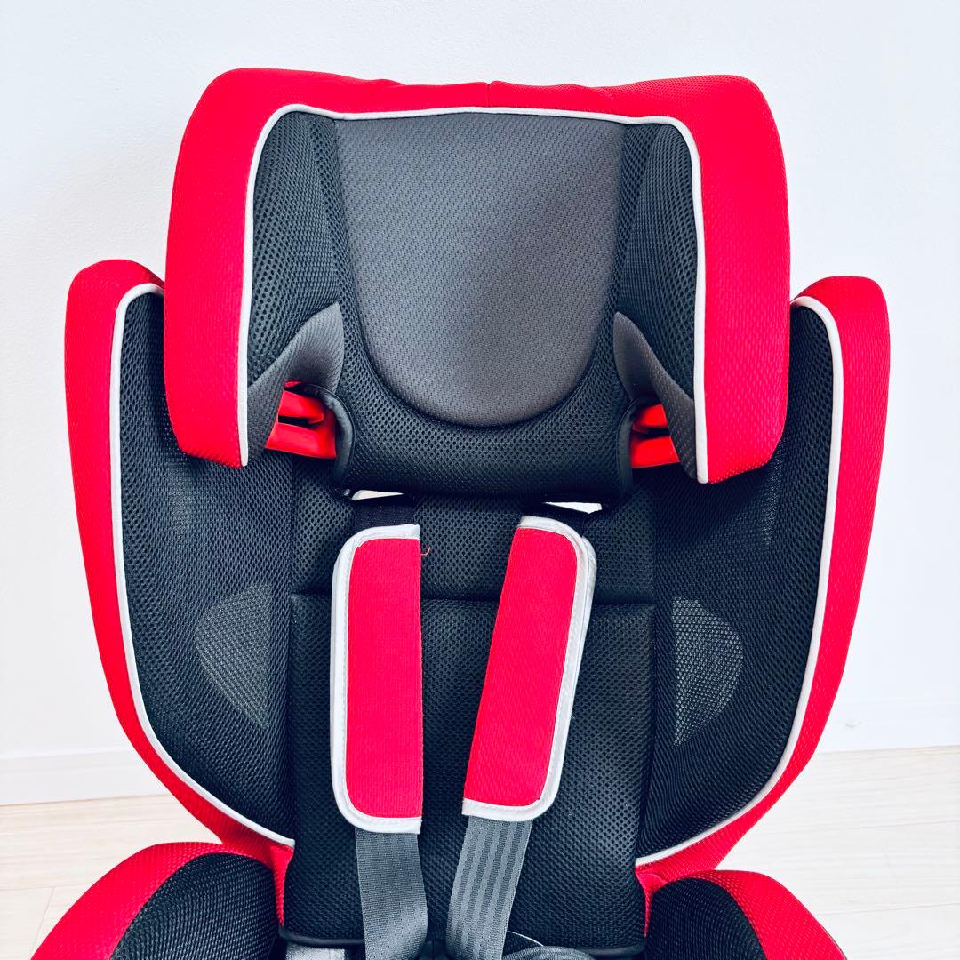 【極美品】アップリカ　チャイルドジュニアシート　エアグルーヴ　AGレッド　赤　黒