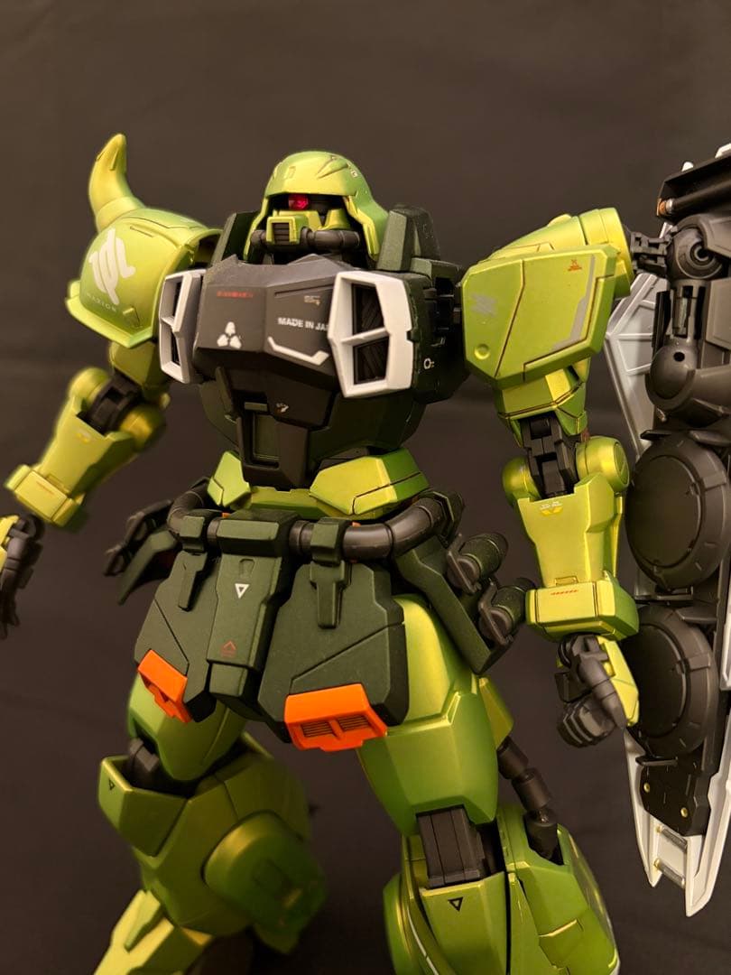 MG ザクウォーリア 艶消し パール、メタリック塗装 - メルカリ