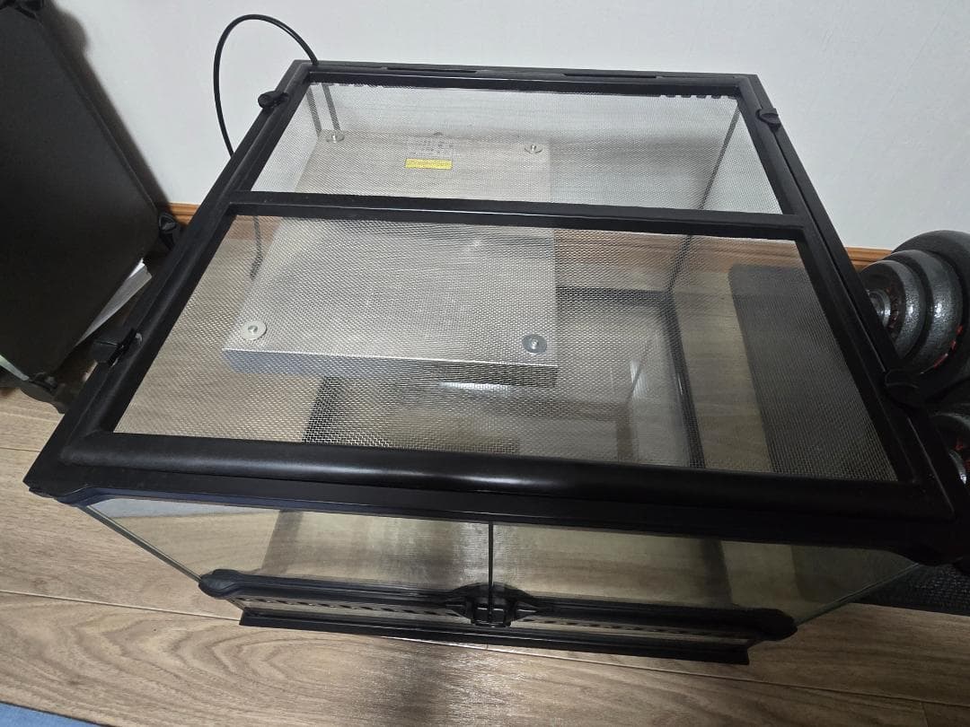 グラステラリウム45×45×30 暖突（上部ヒーター）つき