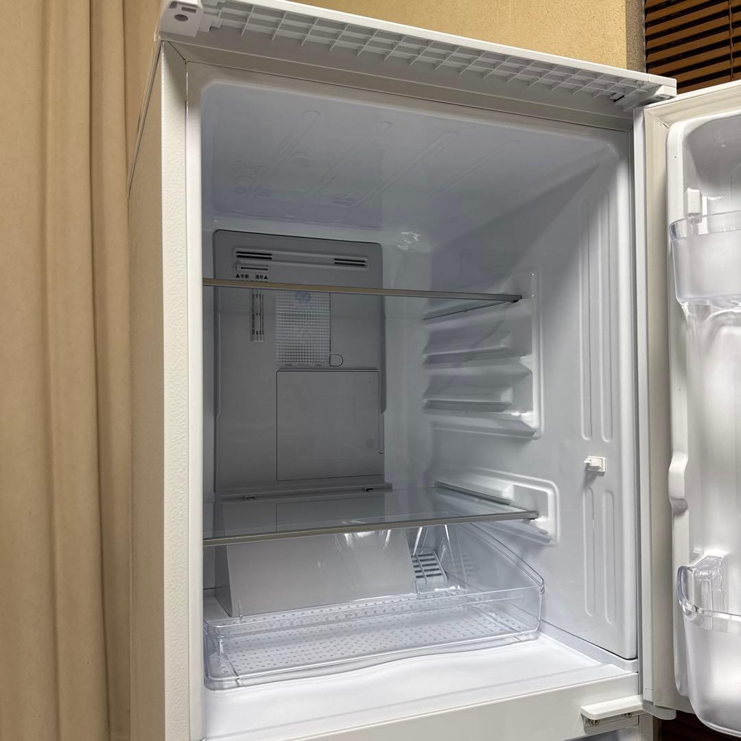 SHARP プラズマクラスター搭載冷蔵庫 137L ガラストップ つけかえドア