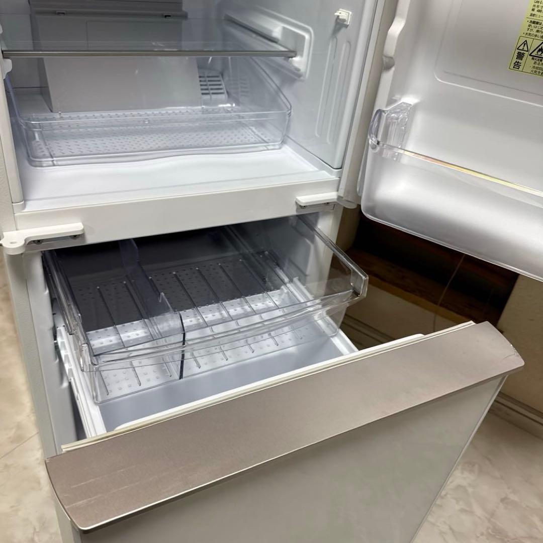 SHARP プラズマクラスター搭載冷蔵庫 137L ガラストップ つけかえドア