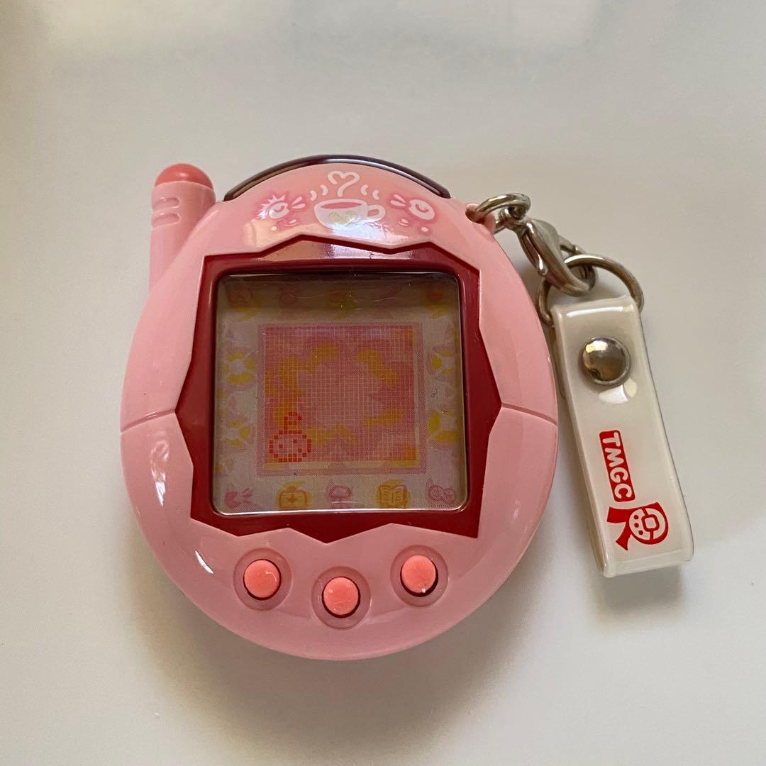 祝ケータイかいツー！たまごっちプラス 赤いシリーズ みるくここあ