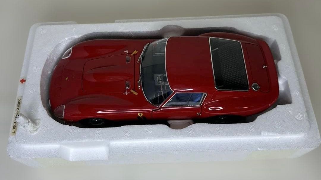 京商　1/18 フェラーリ 250 GTO