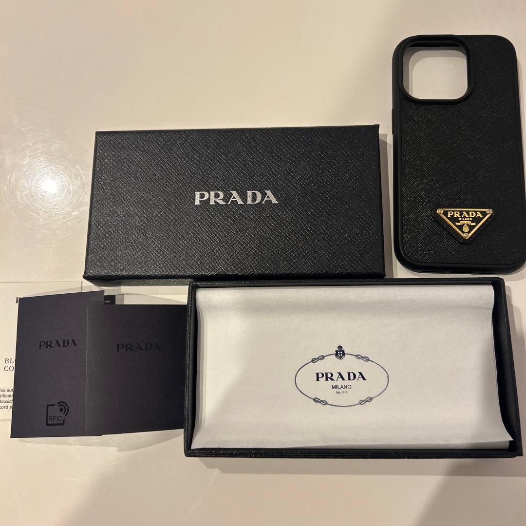 PRADA iPhone14Pro用ケース 黒