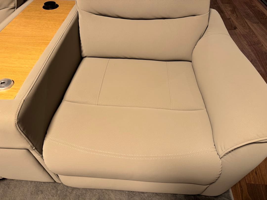 【ニトリ】【2人用】電動ソファ Nビリーバ