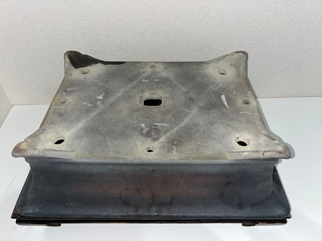 中国古盆器＜中国宜興・烏泥 在落款・泥味抜群 盆栽鉢