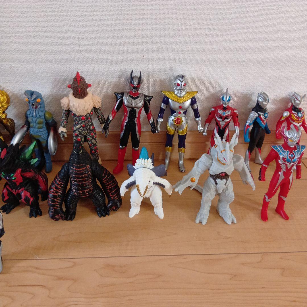 ウルトラマンフィギュアセット 複数体 24体