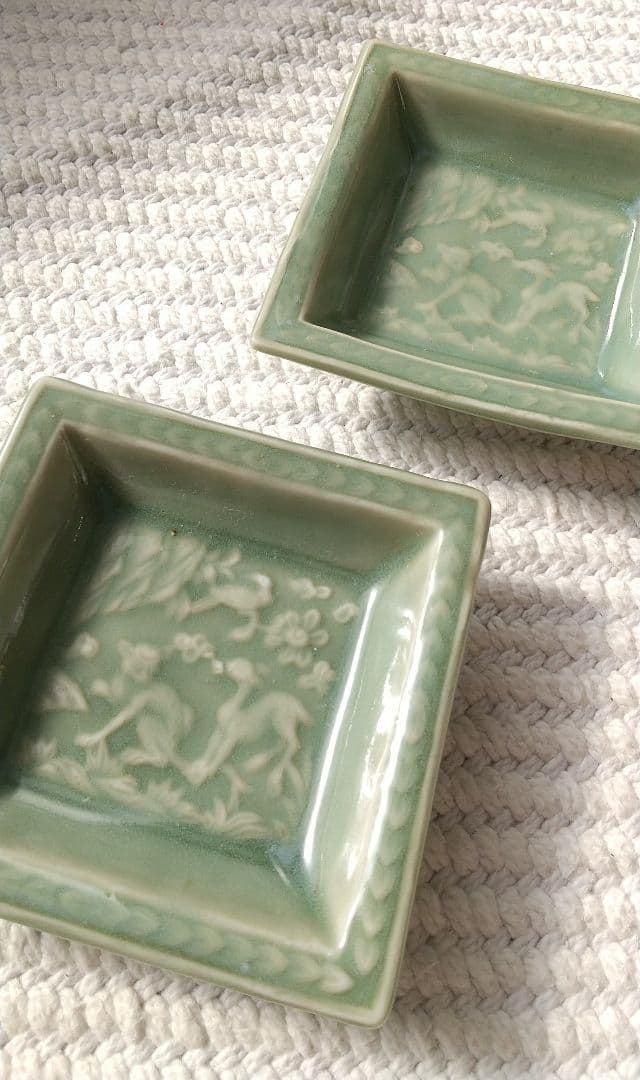 三田青磁 猿鹿鳥図 二枚組