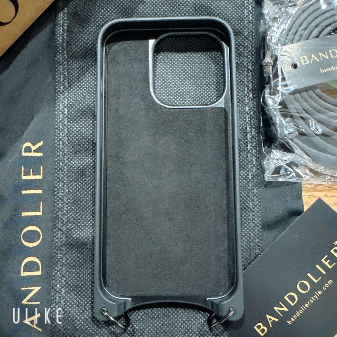 BANDOLIER iPhone 15ケース ブラック&未使用のストラップ付き