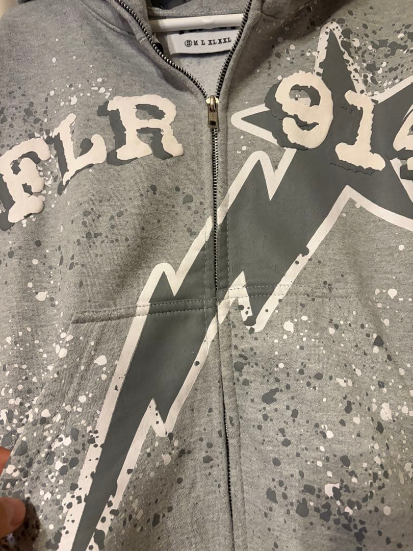 [入手困難] FLR914 グレー パーカー