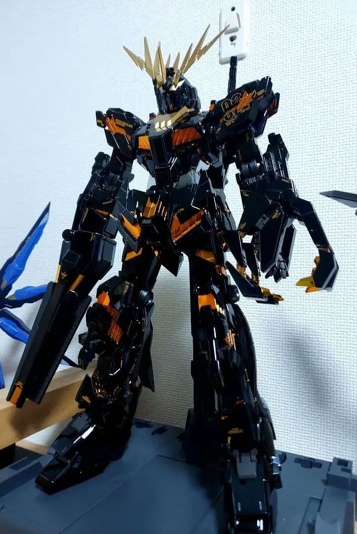 PGユニコーンガンダムメッキ塗装済みキット