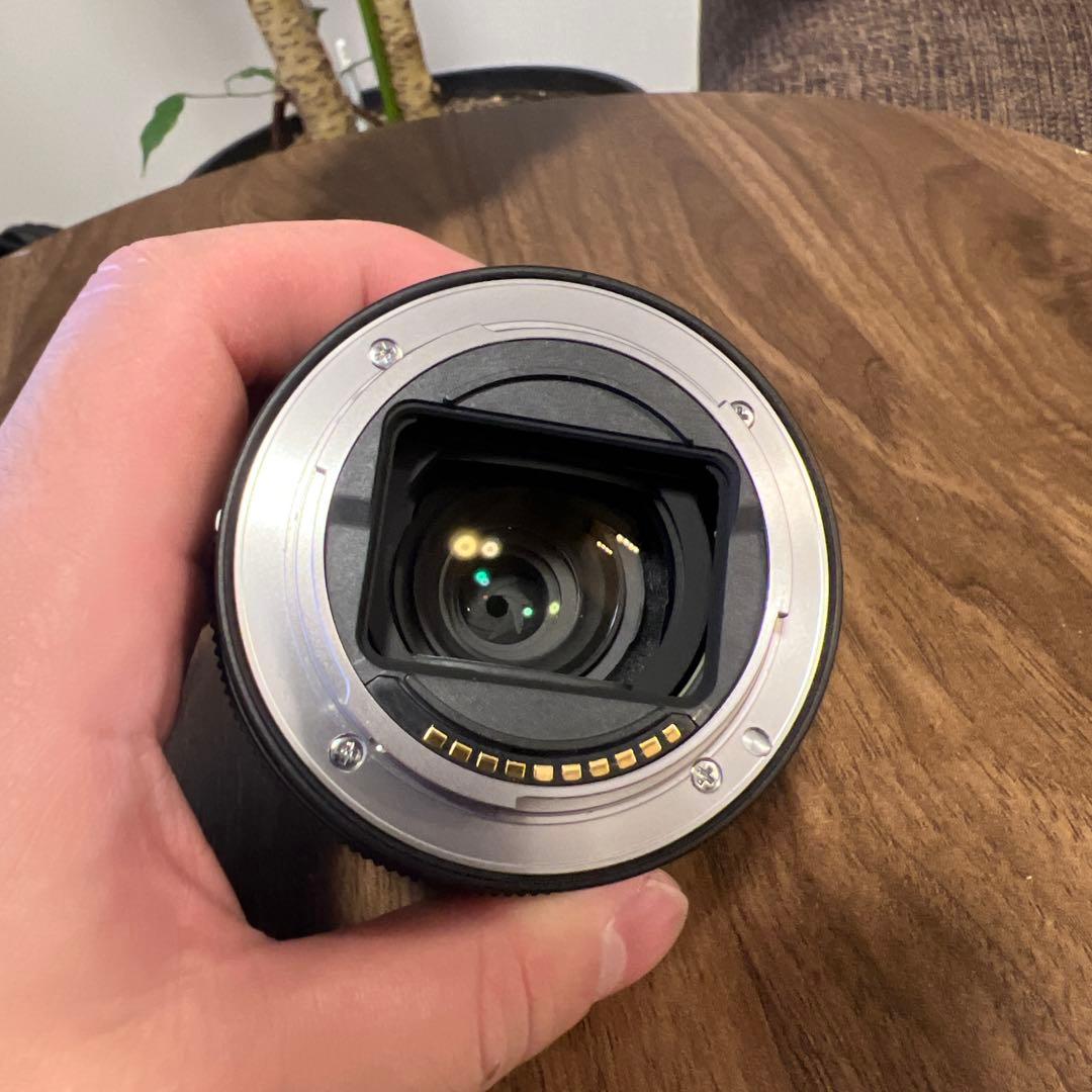 Sony FE 28-60mm f/4-5.6 ズームレンズ