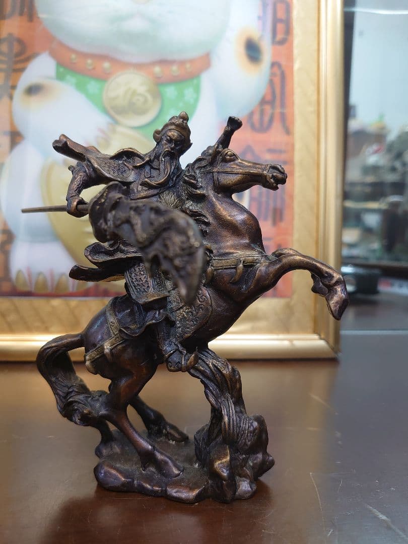 ブリキ缶【レア！】年代不明フランスカリヨンの鐘