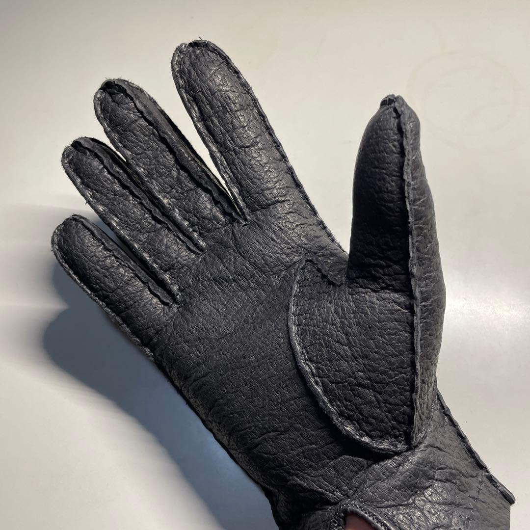 ペッカリー革 ブラック（黒色）ライニングなし サイズ約8