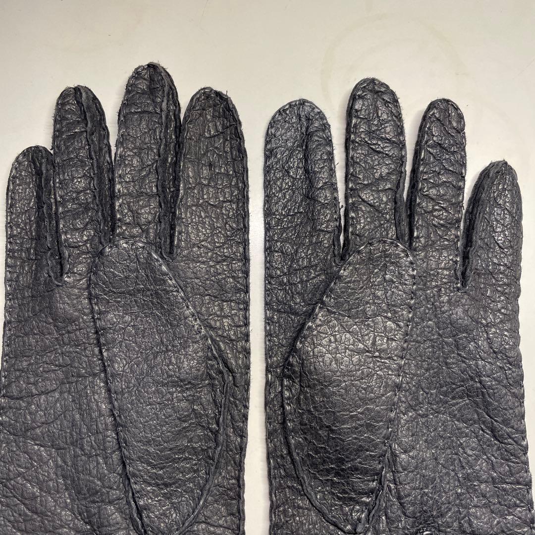 ペッカリー革 ブラック（黒色）ライニングなし サイズ約8