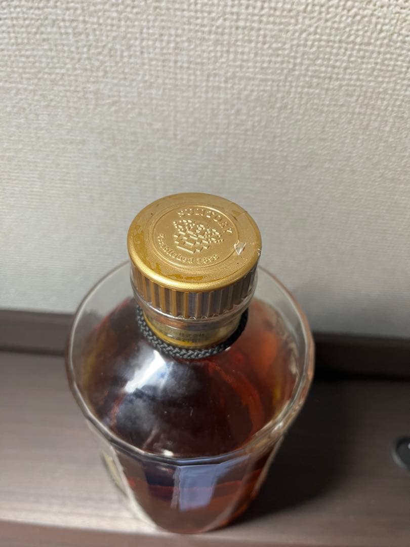 未開封】サントリー 響 金キャップ 金裏ラベル 液面低下あり 未開栓