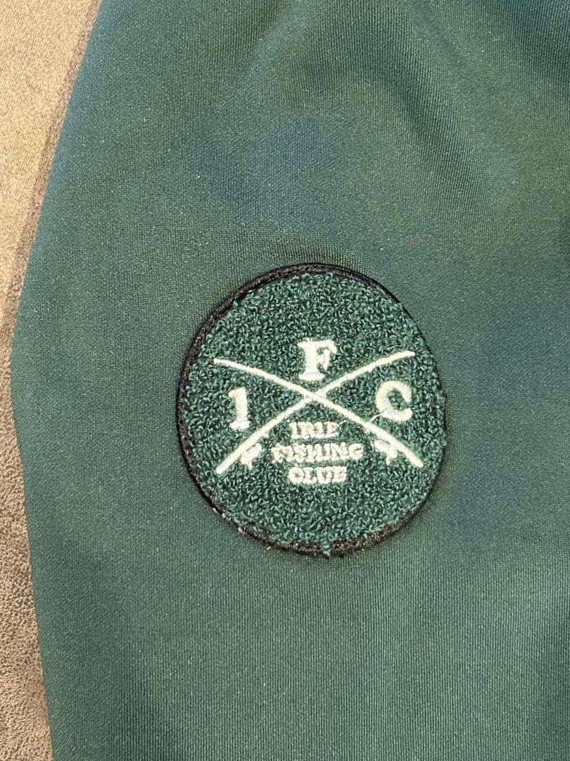 アイリーフィッシングクラブ フリースジップパーカー　Lサイズ　ダークグリーン