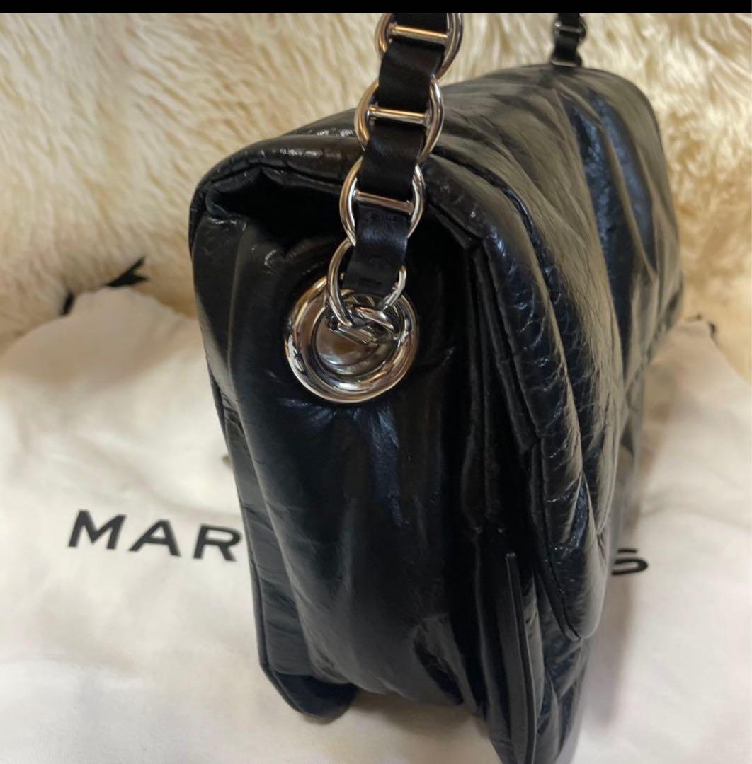 美品　マークジェイコブス　ピロー　ショルダーバッグ　チェーン　ブラック