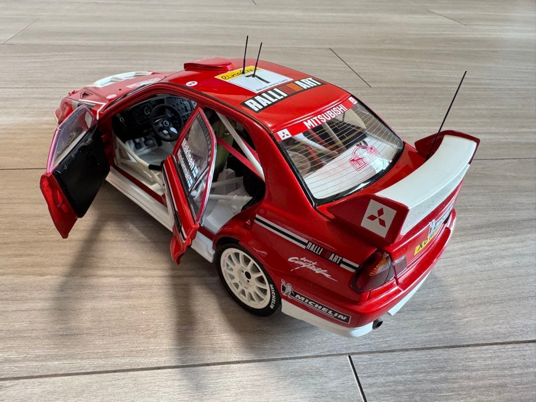 希少品　AUTOart 1/18 LANCER EVOLUTION VI