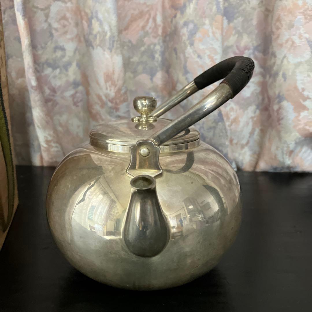 明治の金工師「中川九世浄益」作「南鐐（なんりょう）」純銀湯沸 重さ