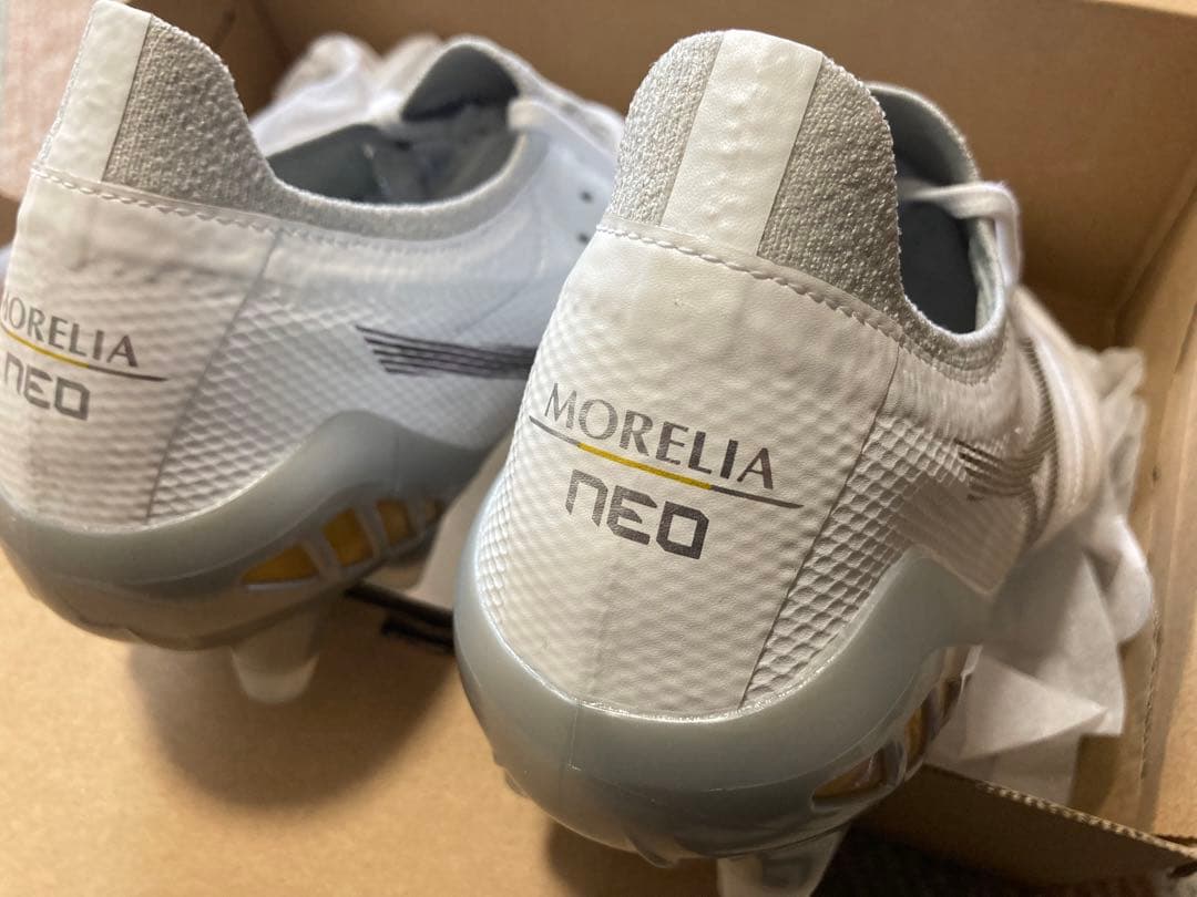 ミズノ モレリア ネオ 3 β エリート 25.5cm ミズノ モレリア ネオ