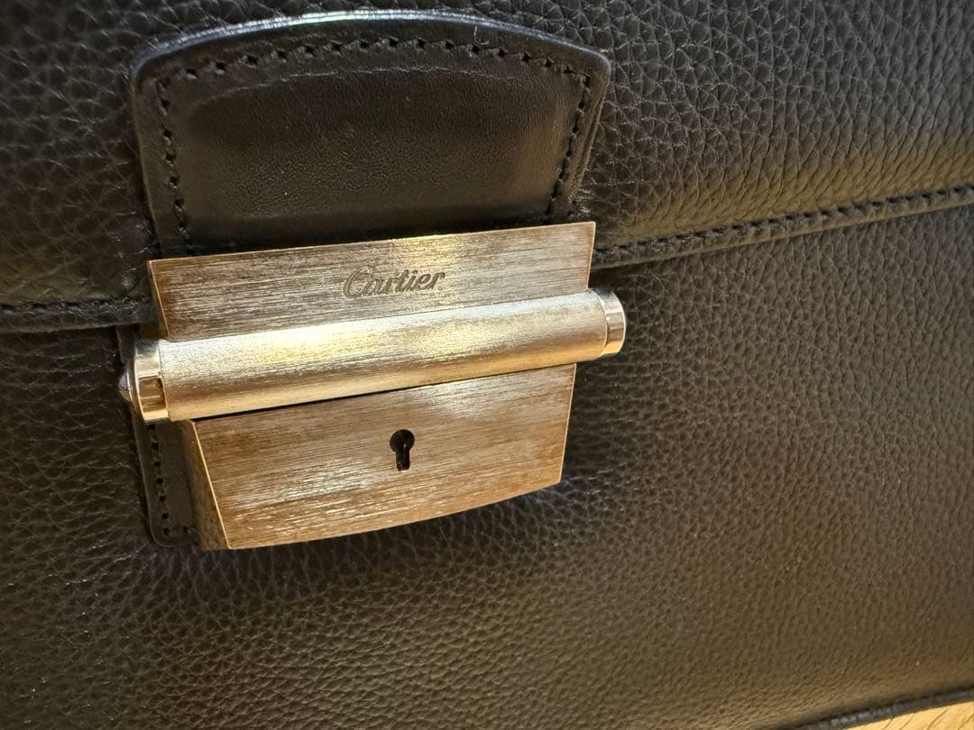 中古美品 Cartier ビジネスバッグ 黒 レザー ブリーフケース 外箱なし