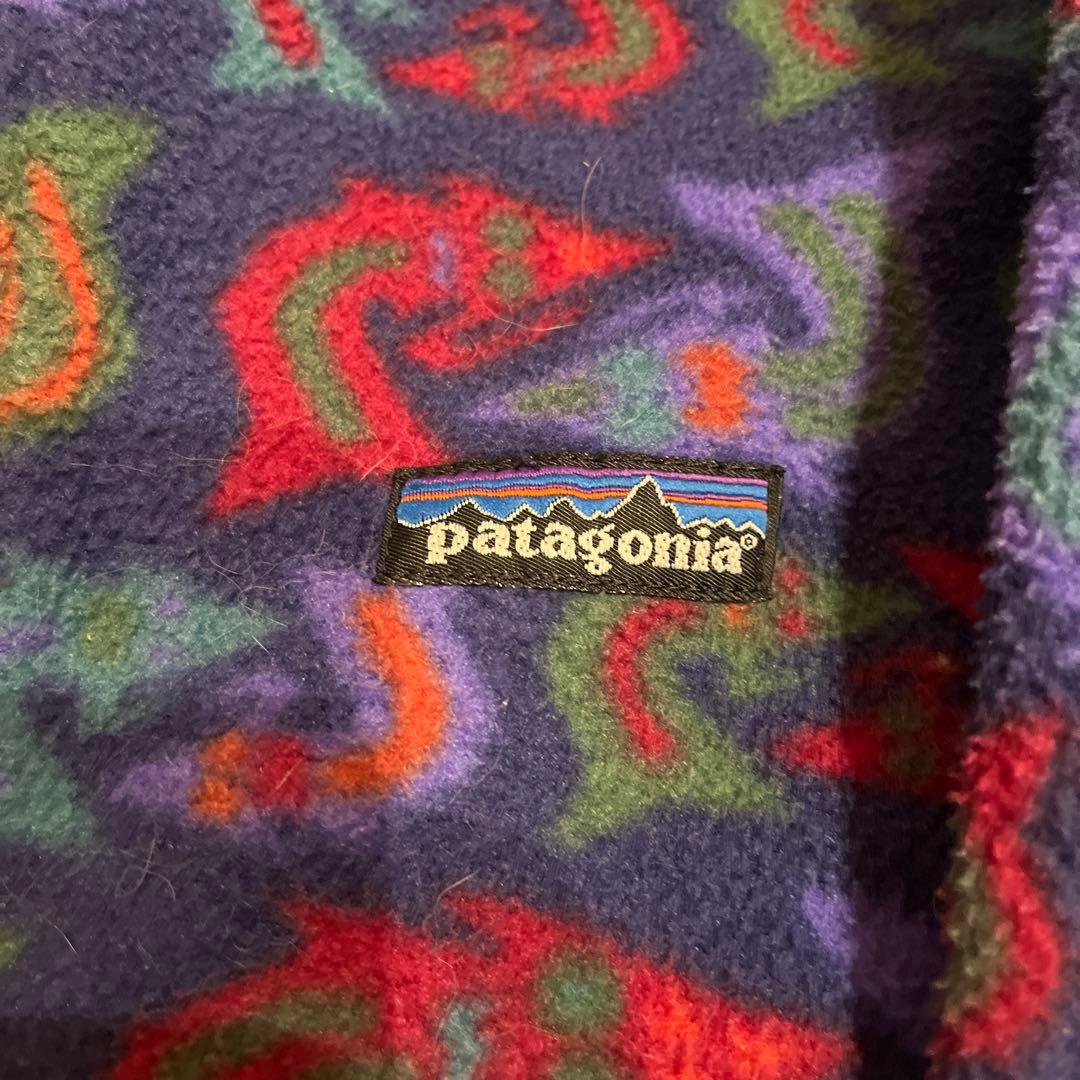 パタゴニア　キッズ　総柄　スナップt