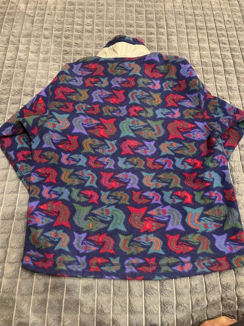 パタゴニア　キッズ　総柄　スナップt