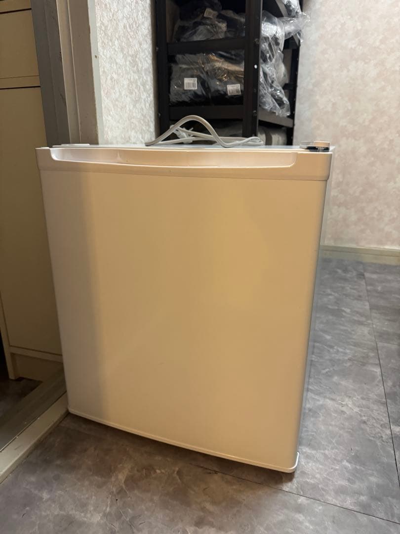 【美品】MAXZEN 小型冷凍庫