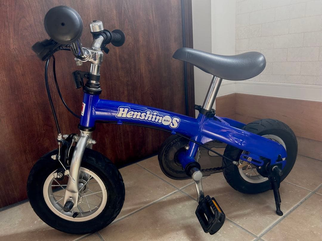 へんしんバイクS】 ブルー 青 サドル2サイズ、プロテクター付