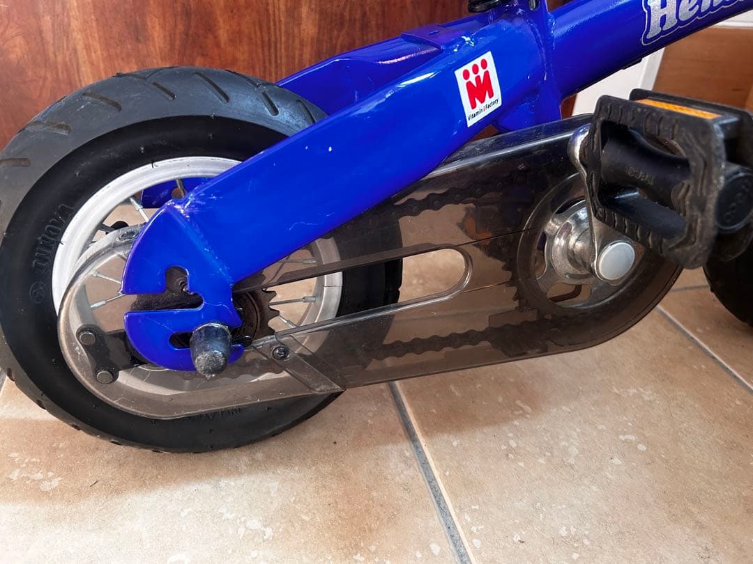 へんしんバイクS】 ブルー 青 サドル2サイズ、プロテクター付