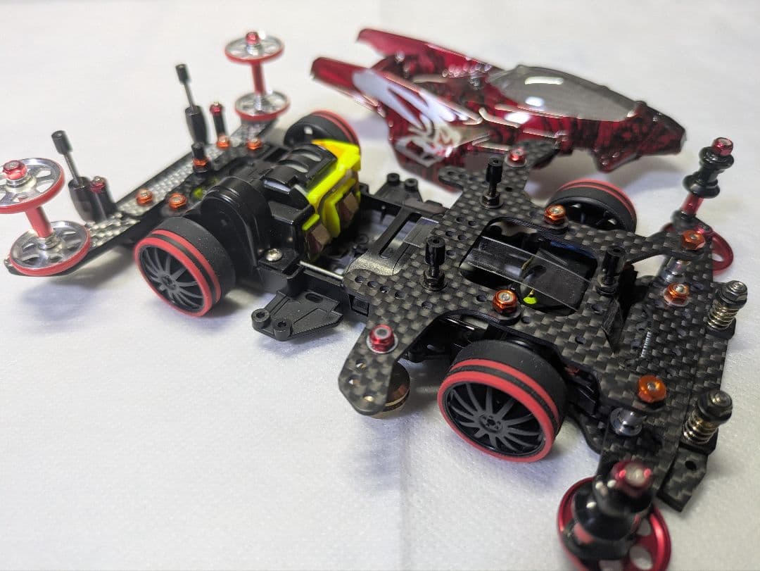 ミニ四駆　タミヤ純正　VZシャーシ　カーボン