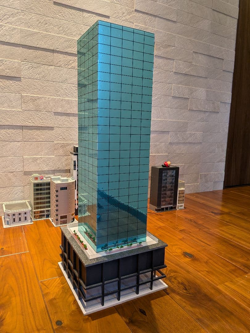 Nゲージ自作ストラクチャー　ミラーガラス風オフィスビル