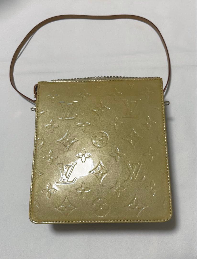 Louis Vuitton モット