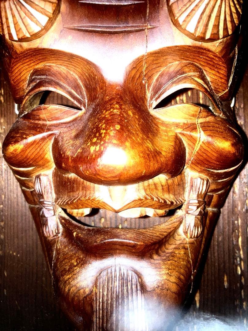 呪物】怪奇現象を引き起こす能面 木彫り 壁掛け 曰く付き 呪い