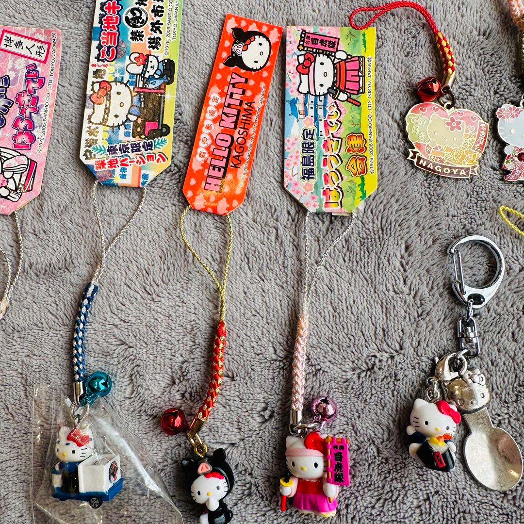 ご当地キティ　根付けストラップ　キーホルダー　マスコット　まとめ売り　26点
