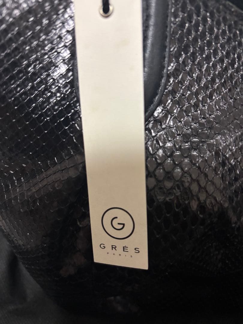 新品⭐️GRESPARISダイヤモンドパイソンブラックハンドバック定価6万