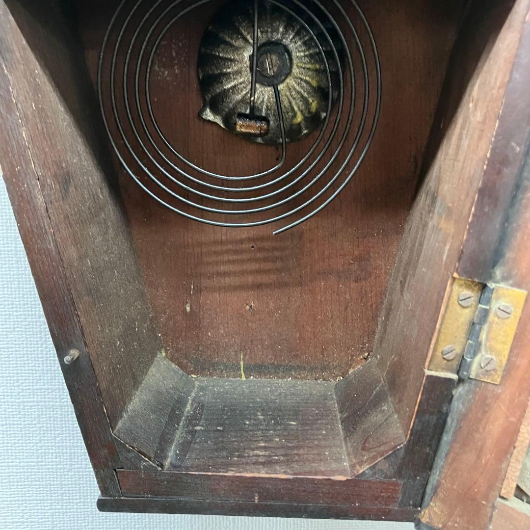 ①TRADE MARK 掛け時計　振り子時計　ゼンマイ式　※現状渡し