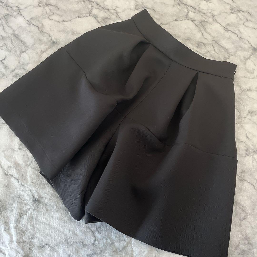 TREFLE+1 トレフルプラスワン タックショートパンツ　01サイズ　Sサイズ