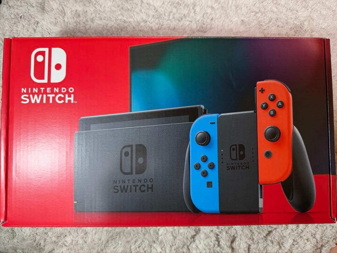 Nintendo Switch 本体　SDカード、シリコンカバー付