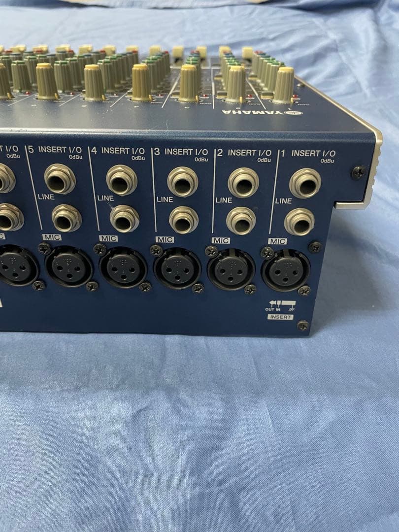 Yamaha MG16/4 アナログミキサー 16チャンネル