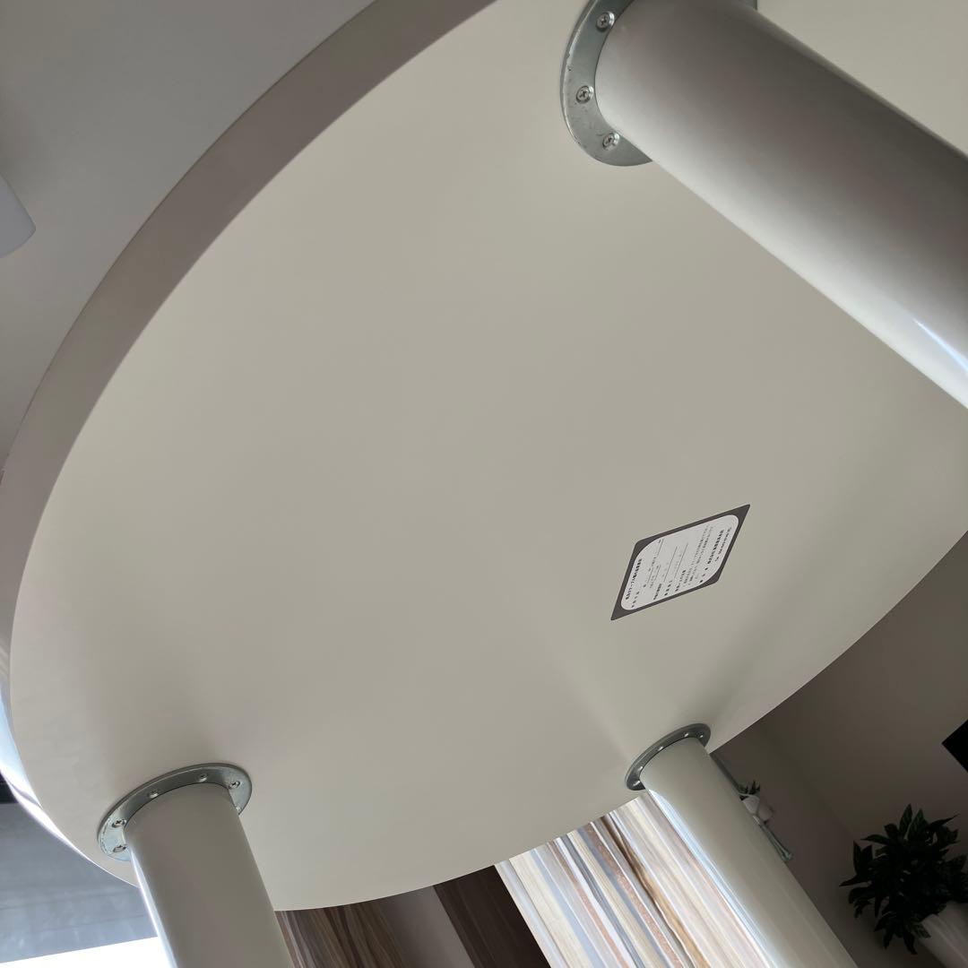 ホワイト丸テーブル