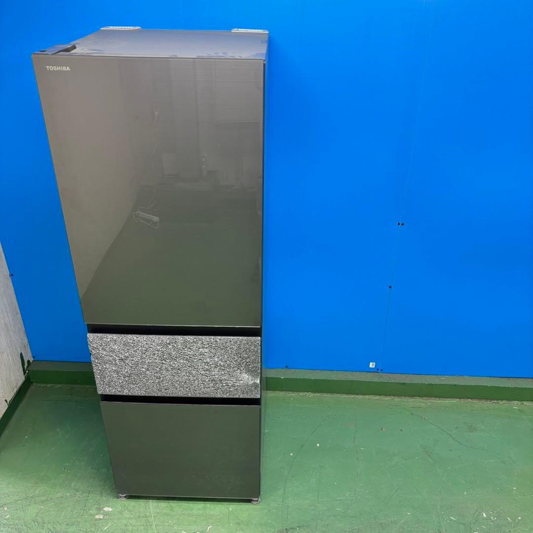 540東芝 024年製 大型冷蔵庫 ガラス割れあり 完動品 300L強 自動製氷