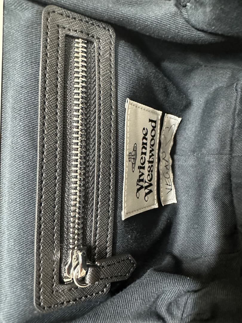 Vivienne Westwood ブラックがま口バッグ