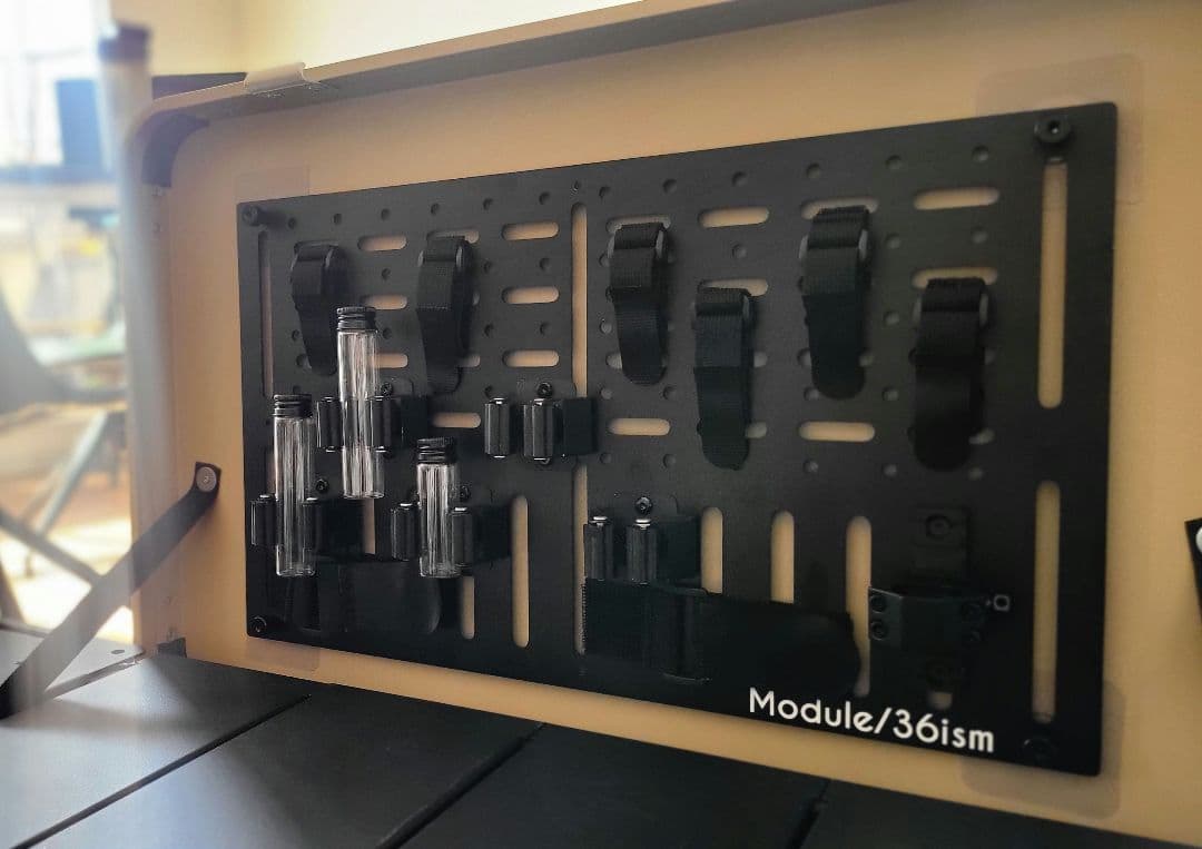 ○新品送料込○46～50L アルミコンテナ用 L サイズ 上蓋パネル 穴あけ対応