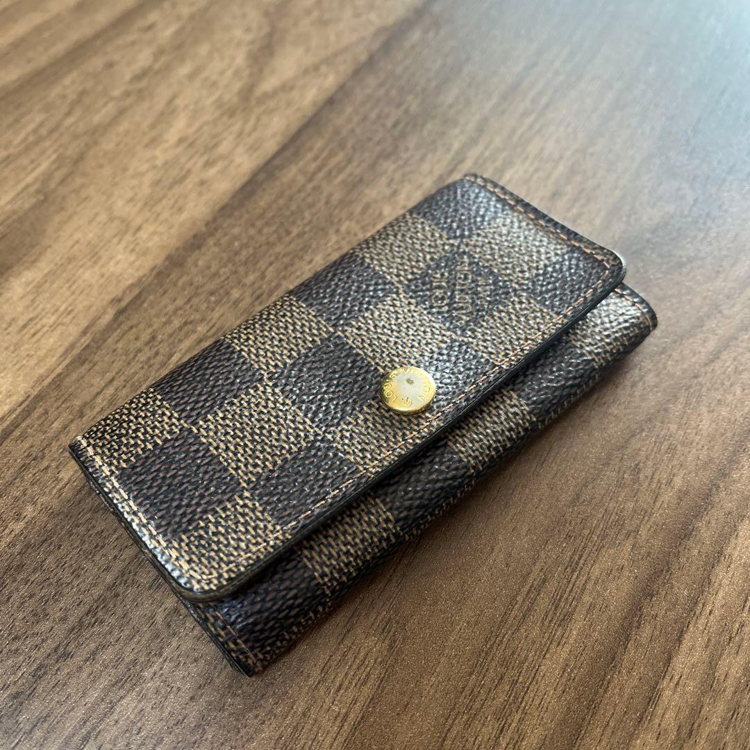 Louis Vuitton ダミエ レザー キーケース