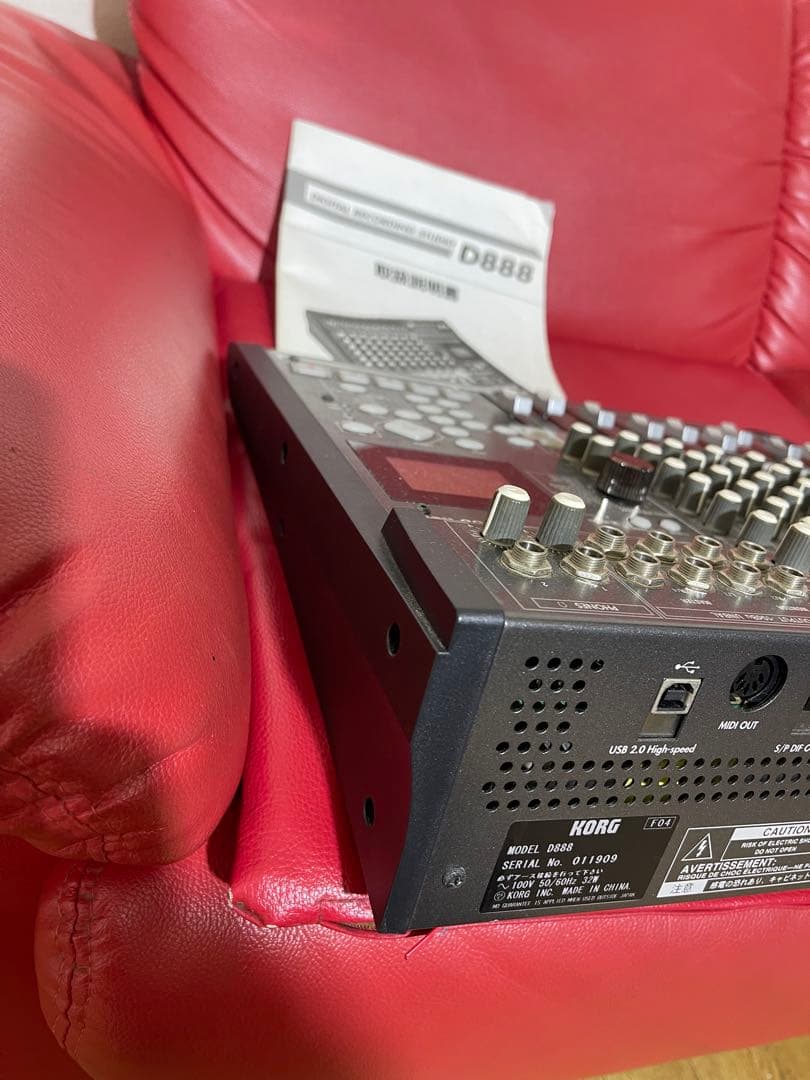 配信機器・PA機器・レコーディング機器 KORG D888